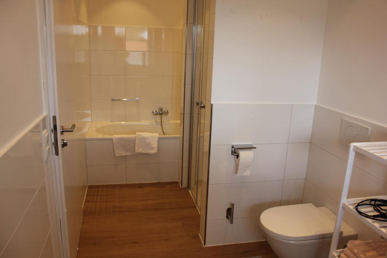 Schatzlhof Suite In Berg Am Starnberger See Exterior photo
